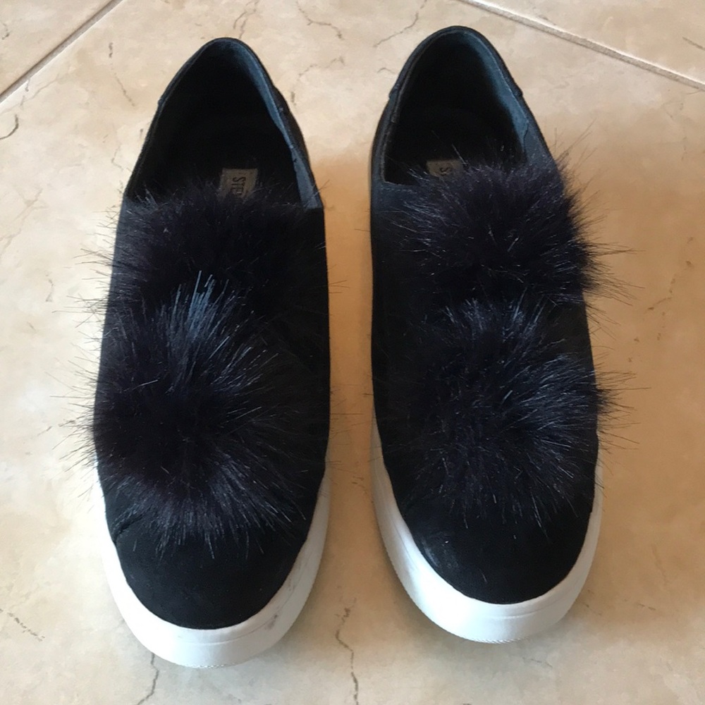 Steve Madden Furlie Wedge slip on sneaker